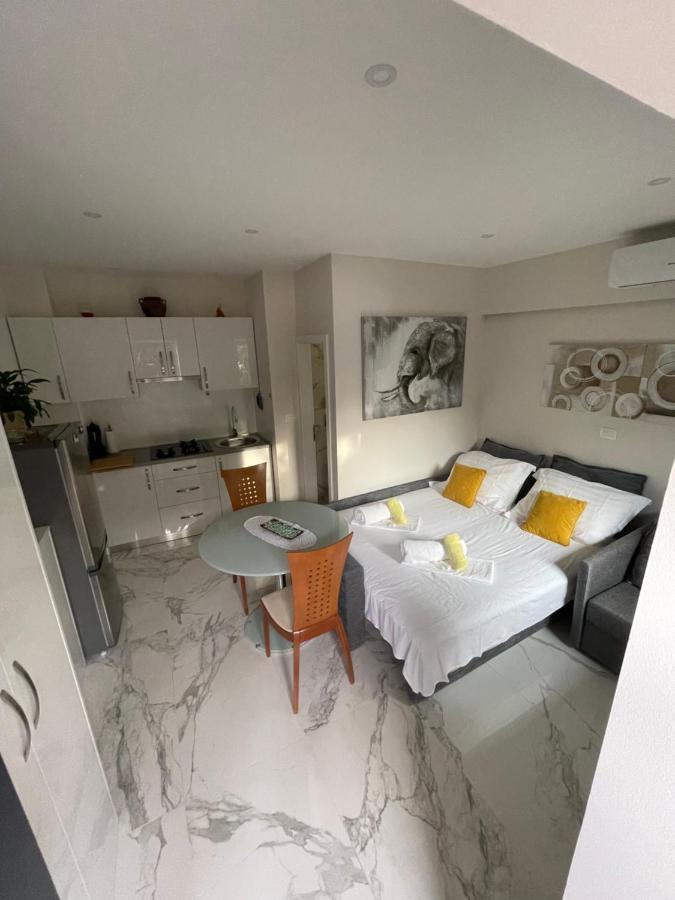 Apartment Nikola Матульи Экстерьер фото
