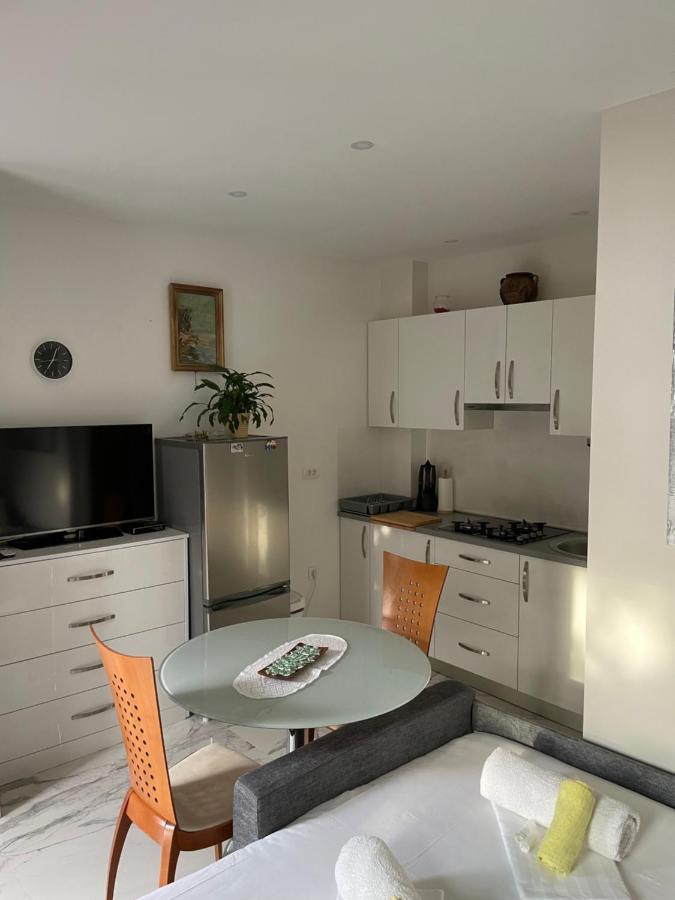 Apartment Nikola Матульи Экстерьер фото