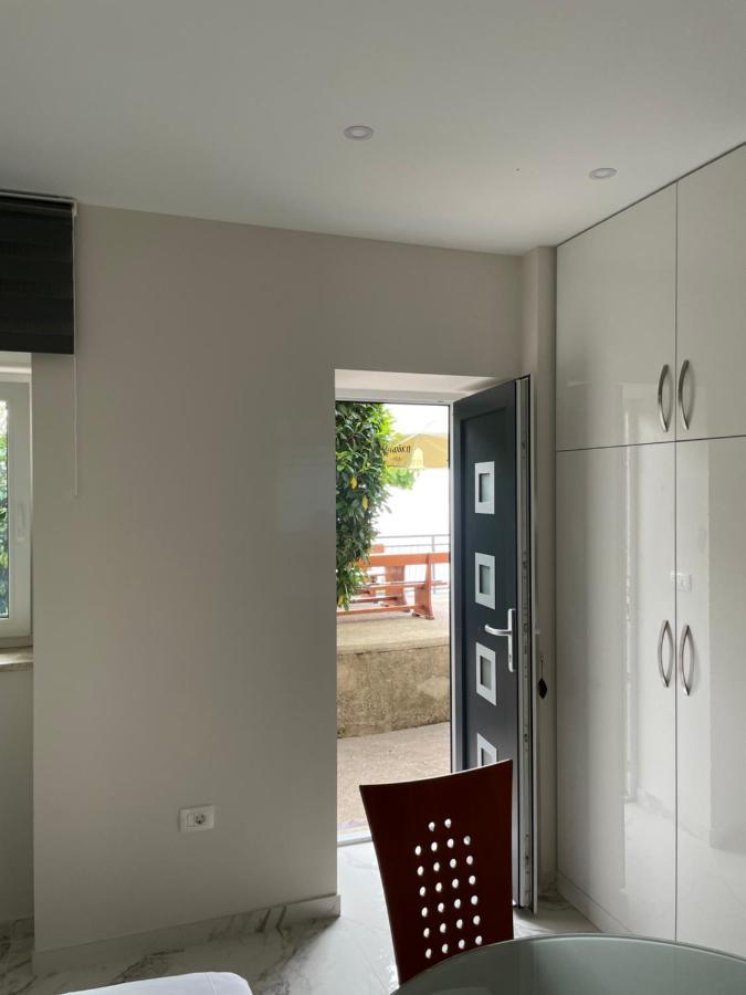 Apartment Nikola Матульи Экстерьер фото